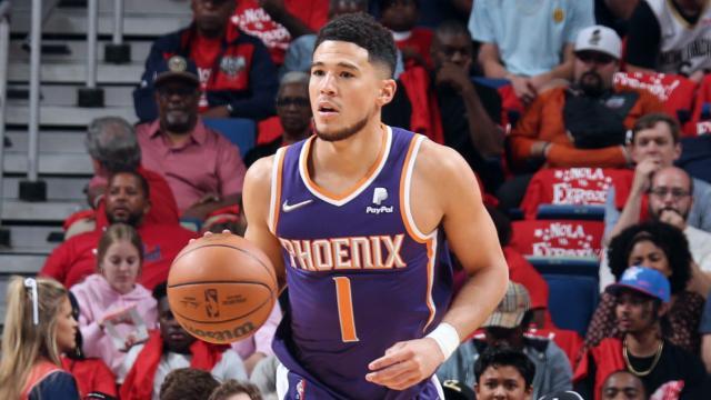 华体会中国官网-晋级之战太阳迎回布克 末节关键三分宣告强势归来